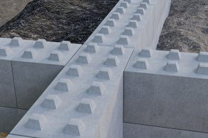 Mur oporowy
